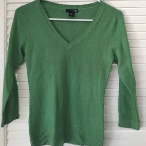 Lightweight v neck sweater